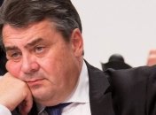 Вице-канцлер ФРГ: Беженцев нужно ограничить в выборе места жительства