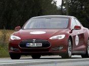 Tesla Model S: оригинальный универсал готов к продаже (Фото)