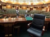 Египетский суд вынес два разных решения о роспуске парламента