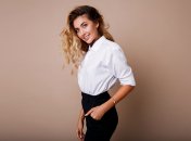 Біла сорочка - найуніверсальніша річ