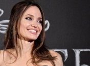 Ничего себе: Анджелина Джоли снялась для эротической обложки итальянского глянца