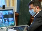 Надбавки врачам: Президент призывает ускорить выплаты