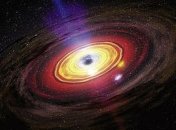 Ученых удивила "пробка" в черной дыре