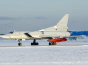 Ту-22М3 з ракетою Х-32 перед першим випробувальним пуском в лютому 2021 року
