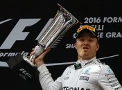 Немецкий пилот "Формулы-1" повторил достижение Шумахера