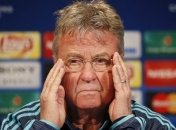 Игроки "Челси" хотят, чтобы Хиддинк остался