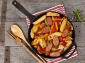 Любимый картофель с колбасками