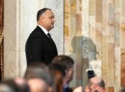 Додон советует Бэсеску за гражданством Молдовы обратиться в суд