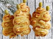 Рецепт дня: закусочные слойки "Елочки" с ветчиной и сливочным сыром (Фото)