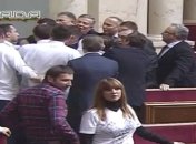 В Раде произошла потасовка между Ляшко и Шуфричем