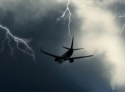 Молния поразила самолет в Польше