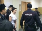 Надежду Савченко доставили в Басманный суд Москвы