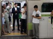 В Японии решили запретить возить в поездах ножи без упаковки