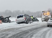 Свыше 100 автомобилей столкнулись из-за снегопада в Денвере