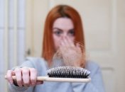 Как не облысеть: причины выпадения волос