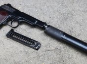 Мужчину со "Стечкиным" задержали в Днепре