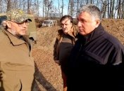 Хомчак и Аваков пояснили западным дипломатам ситуацию на участках разведения войск