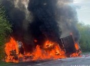 Под Хмельницким в аварии загорелись три автомобиля: много жертв (фото)