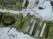 В зоне АТО обнаружили три тайника с большим количеством боеприпасов