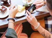 Компания Jawbone презентовала два новых фитнес-браслета