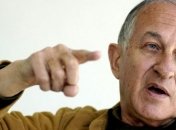 84-летний испанский писатель получил премию из рук самого короля Филиппа VI