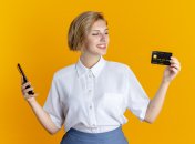 Можно ли хранить карту под чехлом телефона
