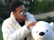 Неймар перешел в тренажерный зал