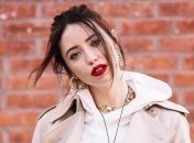 Девушка с обложки: Надя Дорофеева в чулках поразила поклонников