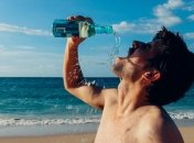 Названы лучшие напитки для утоления жажды летом