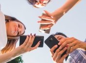 Любовь детей к использованию смартфонов сыграла плохую шутку