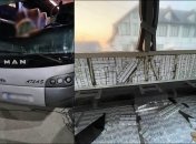 Автобус, який перевозив тютюнову контрабанду