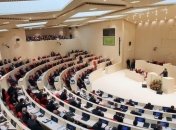 Толпа бедняков заняла мэрию Тбилиси