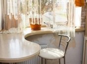 Маленькая кухня: как эффективно использовать подоконник