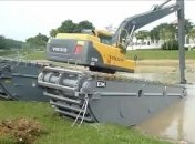 EIK Volvo EC210 - самая необычная гусеничная амфибия в мире (Видео)