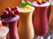 Врачи назвали продукты, которые на самом деле не так полезны, как считается