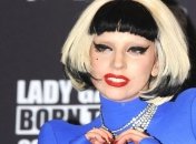 Леди Гага затягивает со свадьбой из-за выбора наряда 