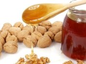 Простой способ очищения сосудов грецкими орехами