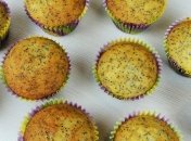 Спасение для сладкоежек в пост: рецепт вкуснейших маковых маффинов без яиц
