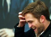 Роберт Паттинсон написал много песен и хочет запеть