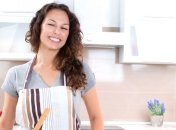 Женская фигура "страдает" из-за бытовой техники