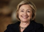 Хиллари Клинтон появилась на публике в странном наряде