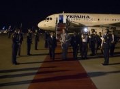 Порошенко начал официальный визит в Азербайджан