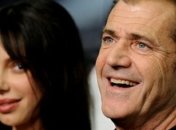 Бывшая девушка Мела Гибсона запишет хип-хоп альбом