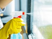 Мытье окон зимой