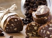 Горіхово-шоколадна ковбаска