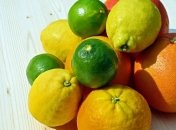 Медики назвали фрукты, замедляющие появление морщин 