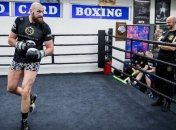 Уайлдер - Фьюри: британский боксер Околие назвал фаворита боя