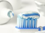 Стало известно, какую опасность содержит в себе зубная паста