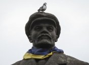 "Ленинопад" в Украине: В 2015 году снесли 140 памятников коммунистам