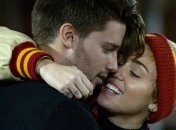 Майли Сайрус отпраздновала свое 22-летие со своим новым парнем 